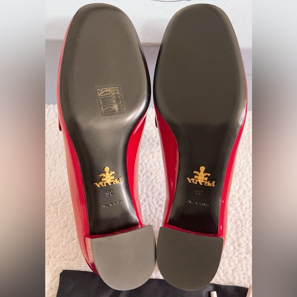 PRADA Women’s Triangle Logo patent Leather Pumps Loafers - Picture 10 of 13